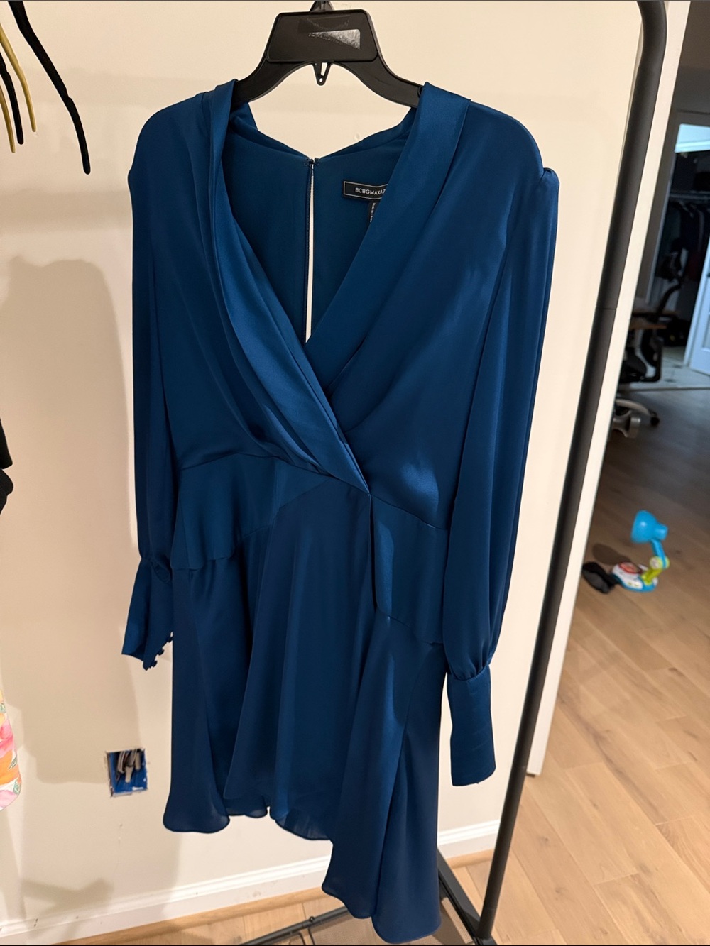 BCBGMaxAzria Teal Blue Long Sleeve Wrap Dress